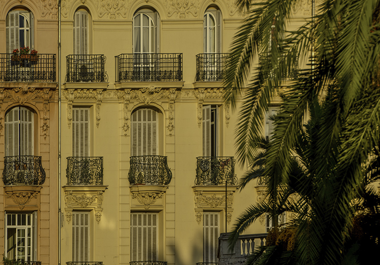 Warm colours of Nice, My Travels in France, Marcus Travel Journal, mytravellinglens
