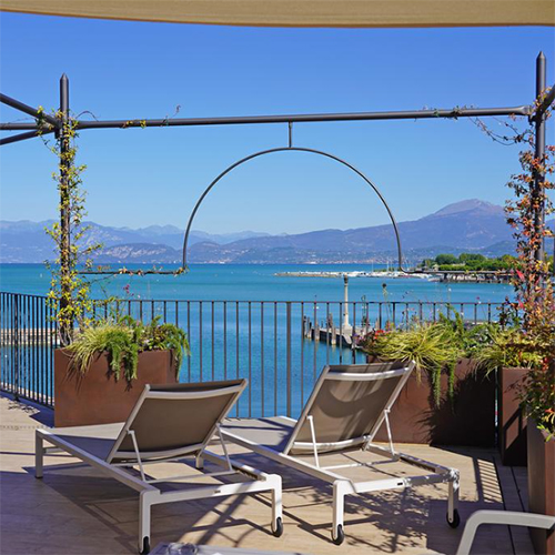 Riveria Carducci Rooms