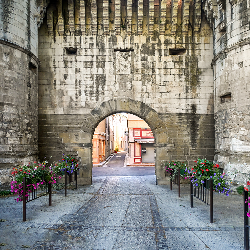 Gat to Perns-les-Fontains - mytravellinglens.com