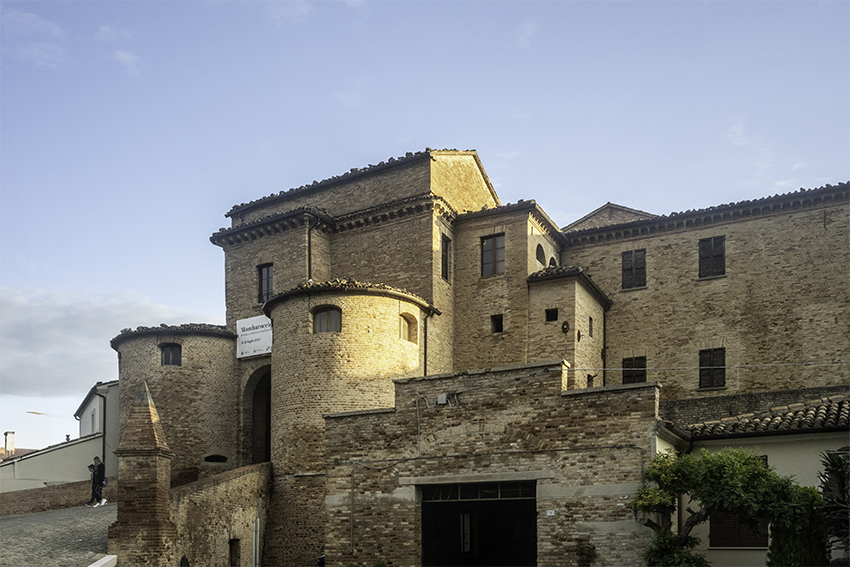 Mombaroccio - marcus travel journal