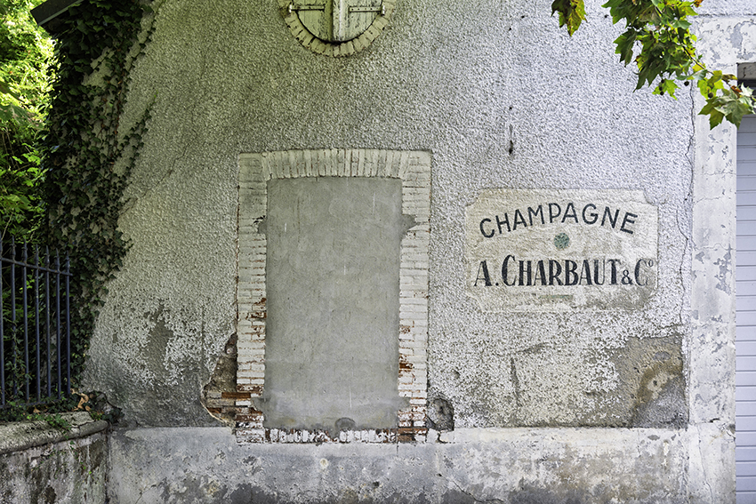 Mareuil-sur-Ay, phone - glenn marcus - mytravellinglens.com
