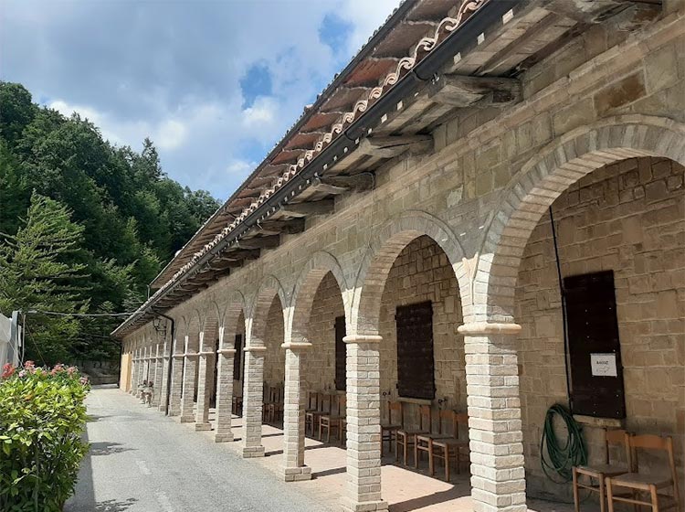 Santuario San Libertato, Marche