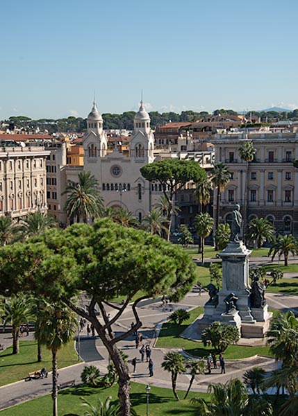 Piazza Cavour in Rome has a neighbourhood feel